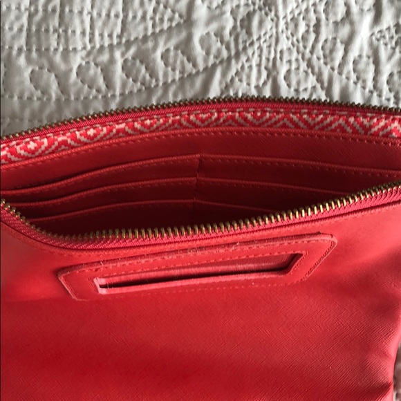 *SOLD* Stella & Dot Clutch - Picture 7 of 7